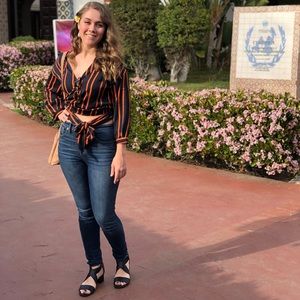 Meet your Posher, Alyssa